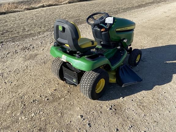 Image of John Deere X300 equipment image 4