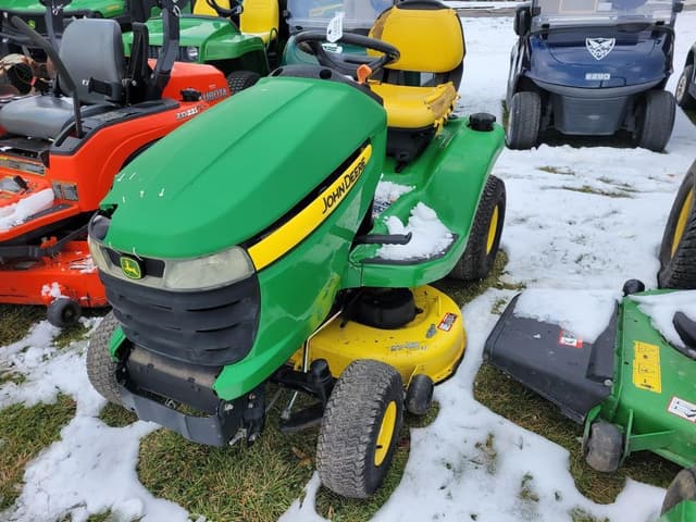 Image of John Deere X300 equipment image 1