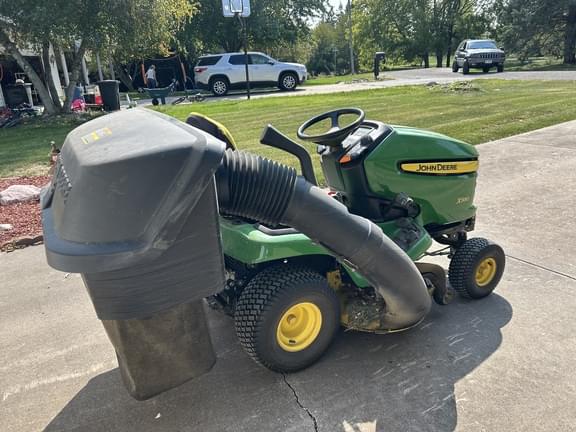 Image of John Deere X300 equipment image 4