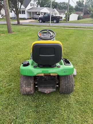 Image of John Deere X300 equipment image 3