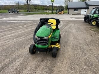 Image of John Deere X300 equipment image 3