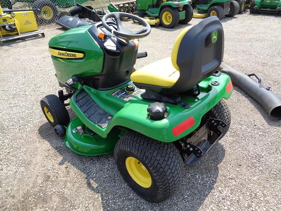 Image of John Deere X300 equipment image 2