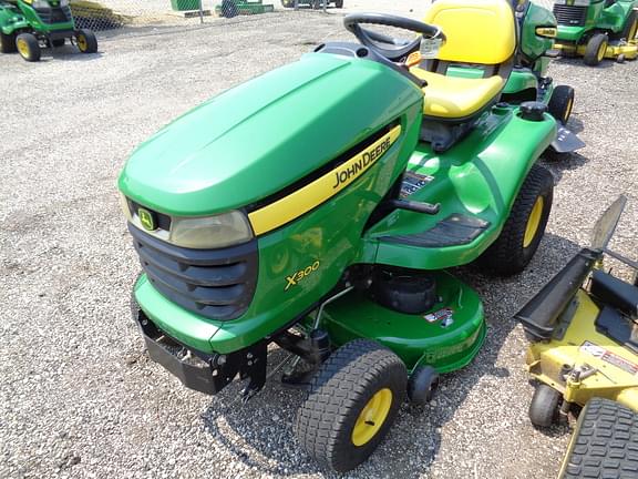 Image of John Deere X300 equipment image 1