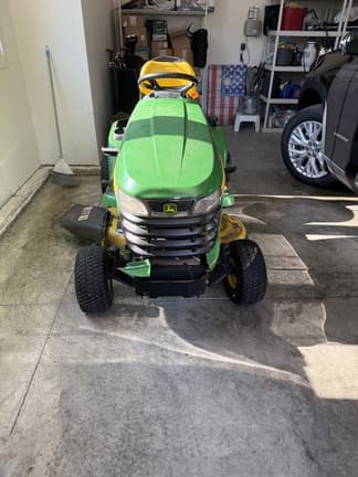 Image of John Deere X304 Primary image