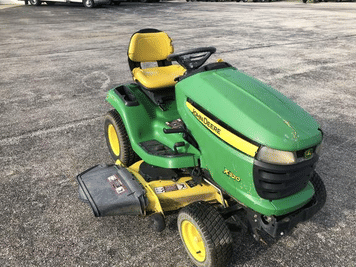 Main image John Deere X320