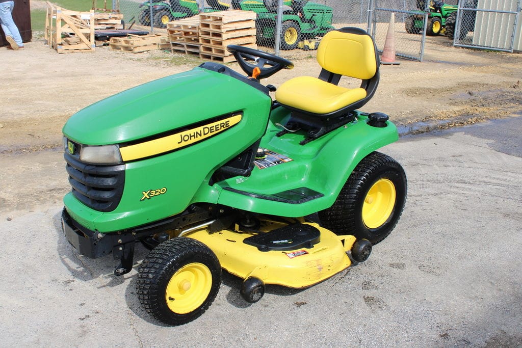 Main image John Deere X320