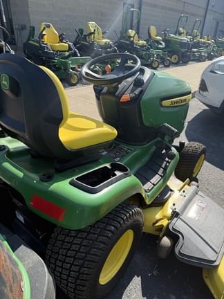 Image of John Deere X320 equipment image 3