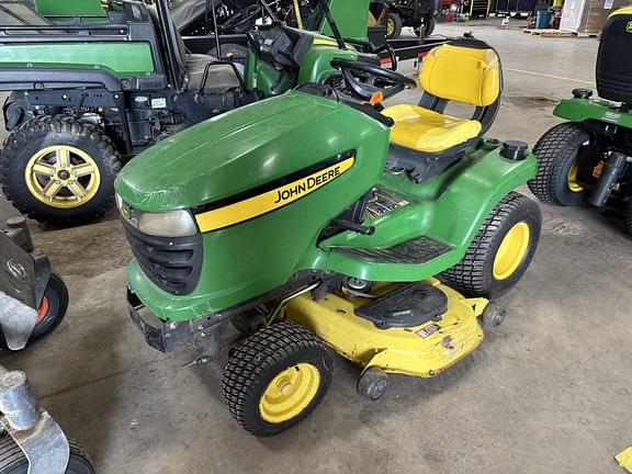Image of John Deere X320 Primary image