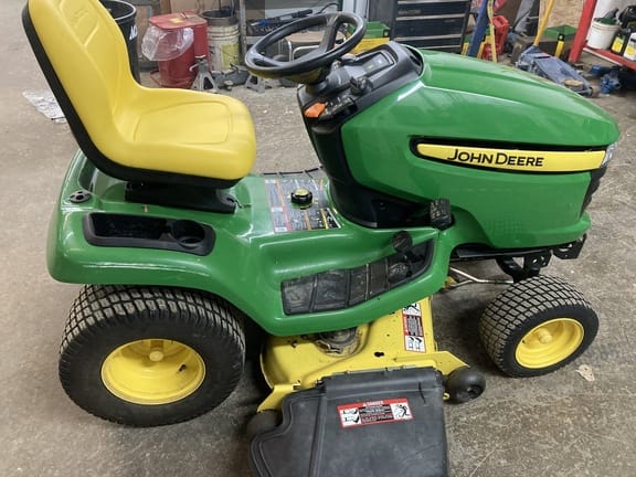 Main image John Deere X320