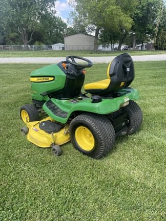 Image of John Deere X340 equipment image 1