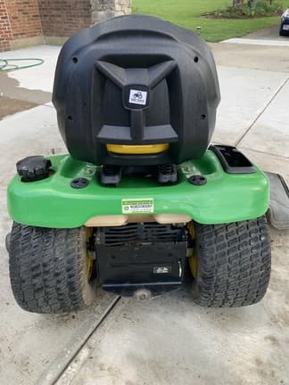 Image of John Deere X340 equipment image 4