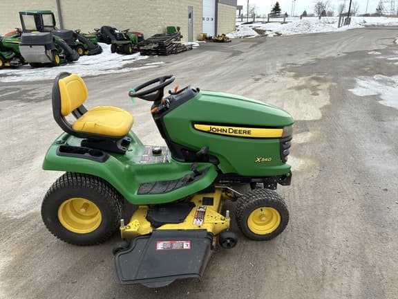 Image of John Deere X340 equipment image 1