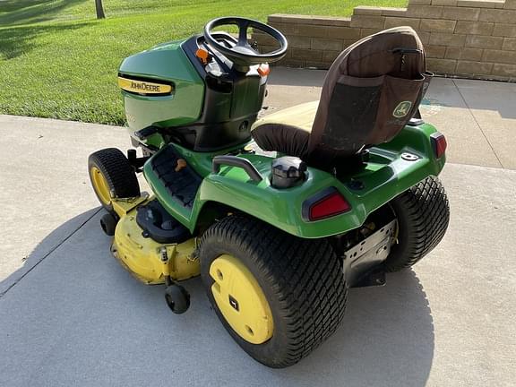 Image of John Deere X500 equipment image 3