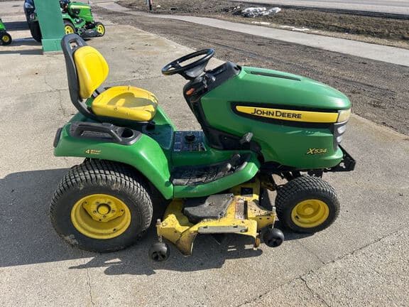 Image of John Deere X534 equipment image 1