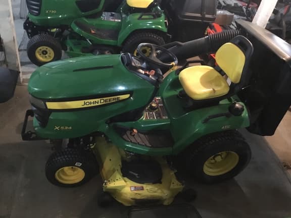 Image of John Deere X534 equipment image 2