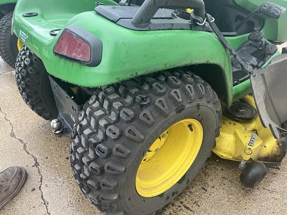 Image of John Deere X540 equipment image 4
