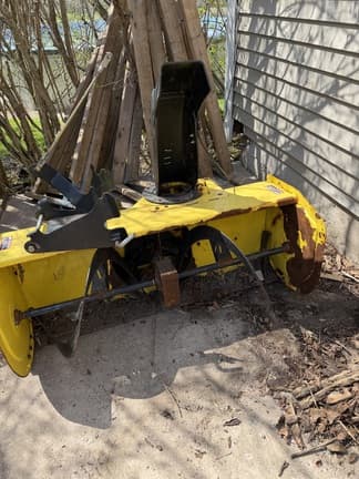 Image of John Deere X540 equipment image 2