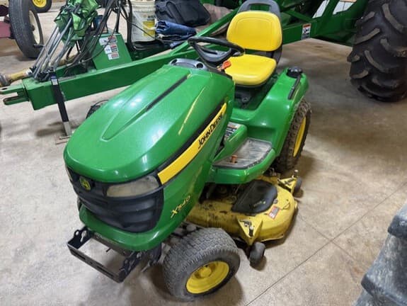 Image of John Deere X540 equipment image 1