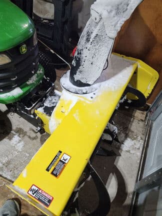 Image of John Deere X540 equipment image 3