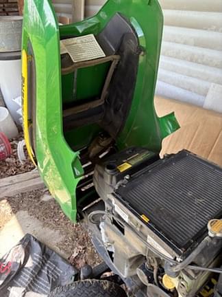 Image of John Deere X540 equipment image 4