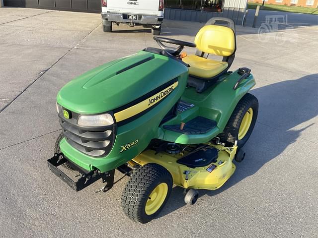 Image of John Deere X540 equipment image 1