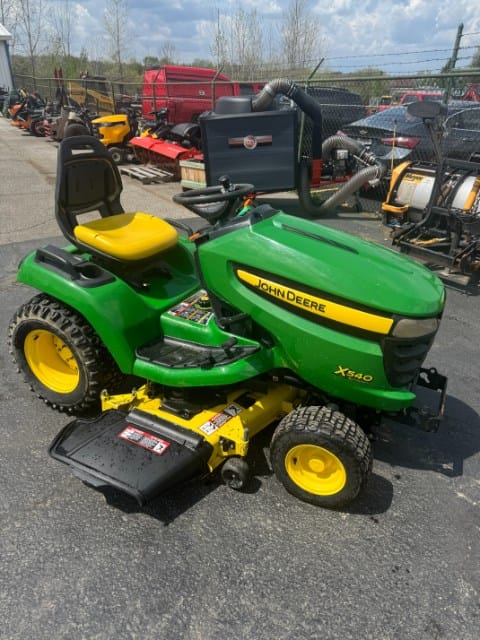 2007 John Deere X540 Equipment Image0