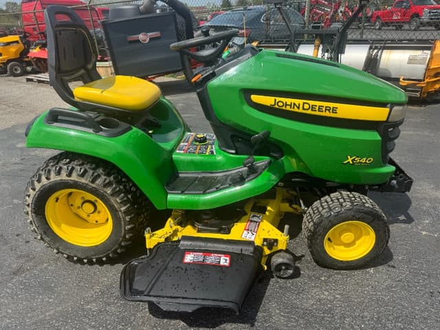Image of John Deere X540 equipment image 1