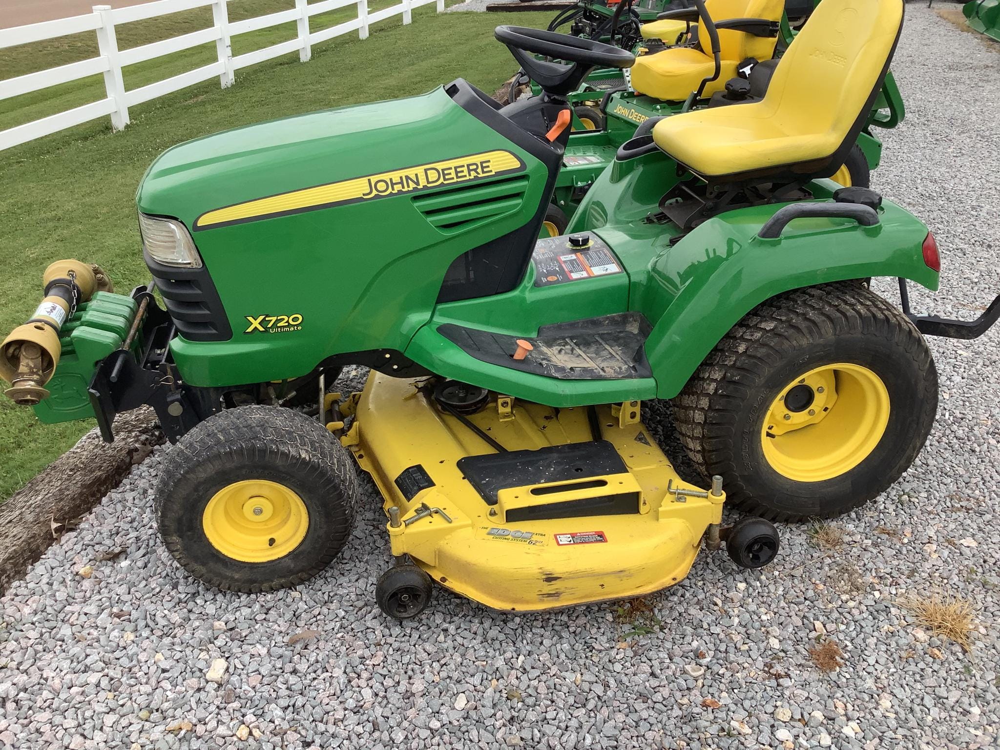 Main image John Deere X720