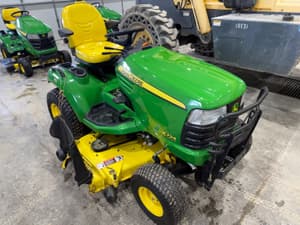 2007 John Deere X724 Image