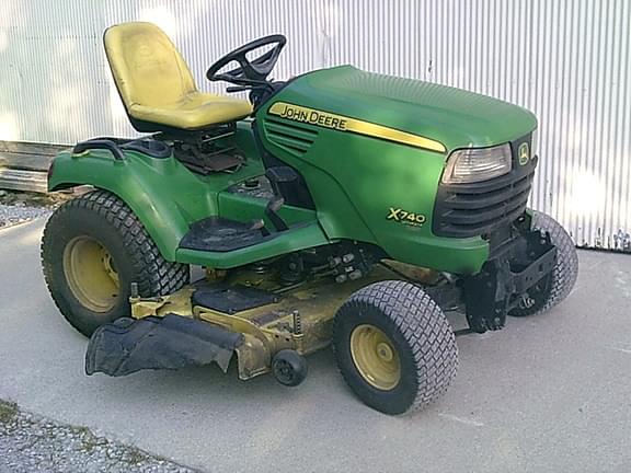 Image of John Deere X740 Primary image