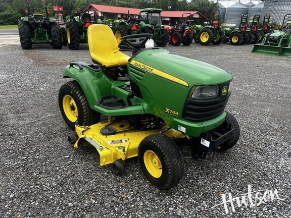 Main image John Deere X744