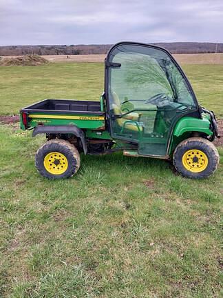 2007 John Deere Gator XUV 620i Equipment Image0