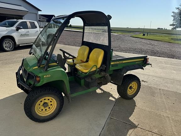 Image of John Deere Gator XUV 620i equipment image 3