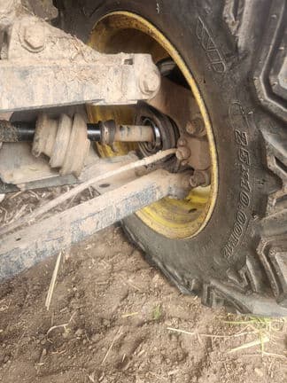 Image of John Deere Gator XUV 620i equipment image 3