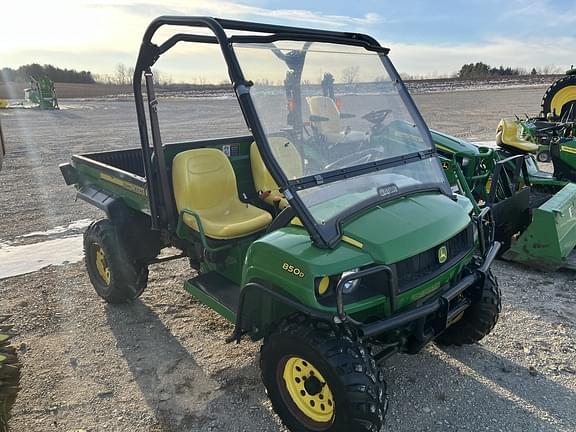 Image of John Deere XUV 850D Primary image