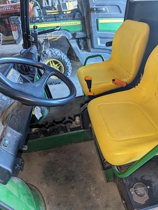 Image of John Deere XUV 850D equipment image 4