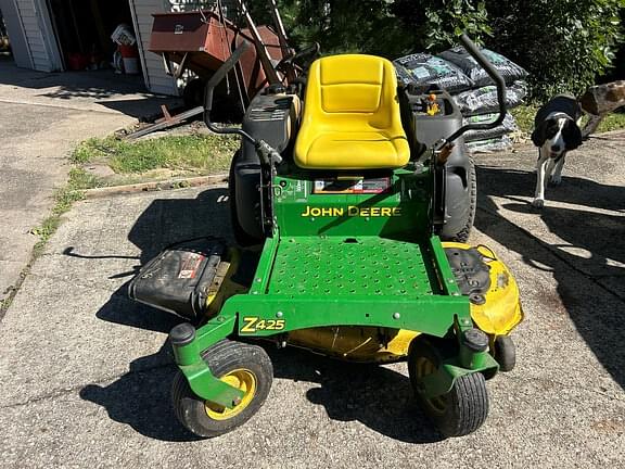 Image of John Deere Z425 equipment image 1