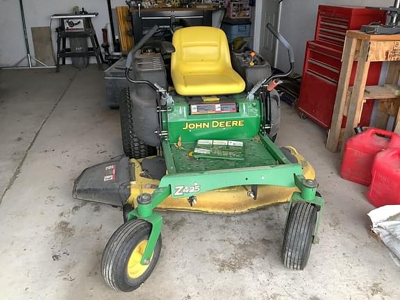 Image of John Deere Z425 Primary image