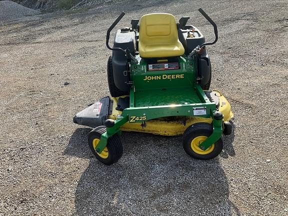 Image of John Deere Z425 equipment image 4