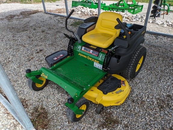 2007 John Deere Z425 Equipment Image0