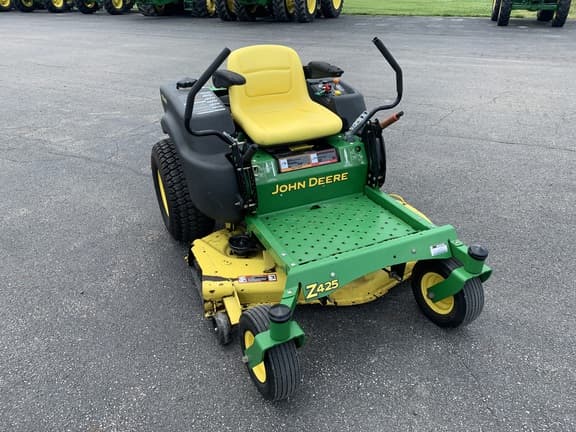 Image of John Deere Z425 equipment image 1