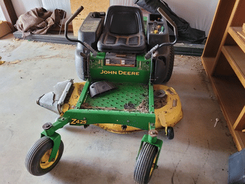 Main image John Deere Z425