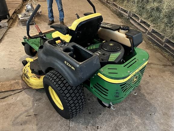 Image of John Deere Z425 equipment image 3