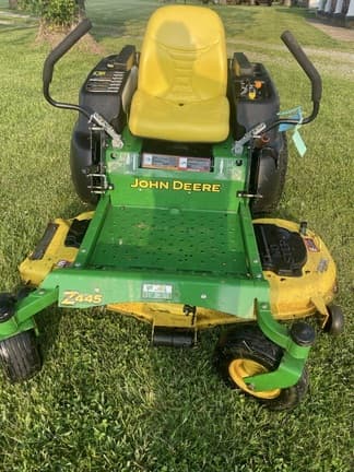 Main image John Deere Z445