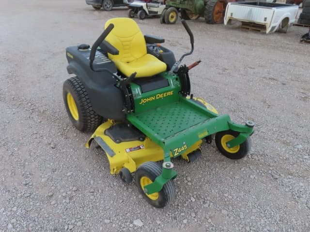 Image of John Deere Z445 equipment image 3