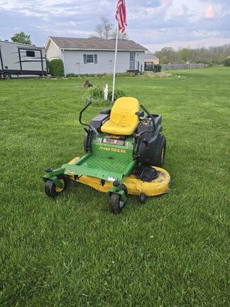 Image of John Deere Z445 Primary image