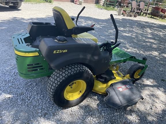 Image of John Deere Z445 equipment image 1