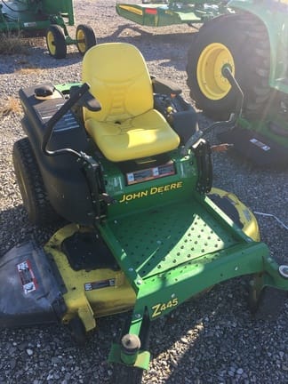 Main image John Deere Z445