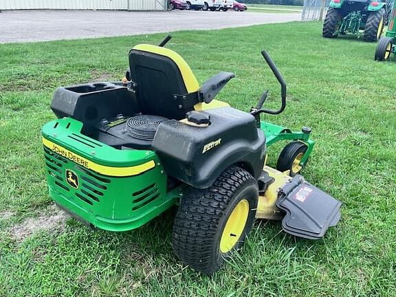 Image of John Deere Z445 equipment image 4