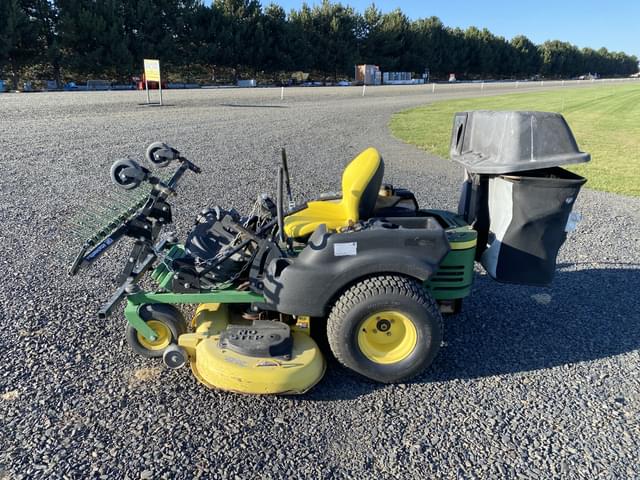 Image of John Deere ZTrak equipment image 1